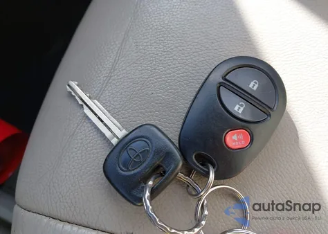 2012 Toyota Sienna Base V6 7 Passenger from USA, damaged, VIN 5TDZK3DC0CS212695